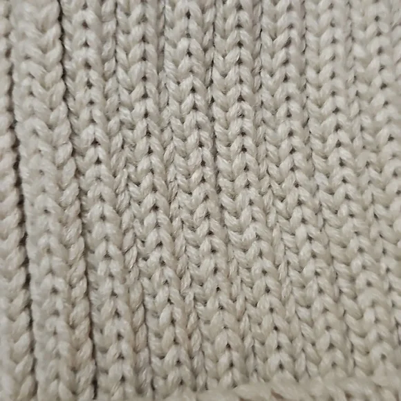 3 UGG Knit Beanie Trio - Navy, Black, Cream - Picture 12 of 14